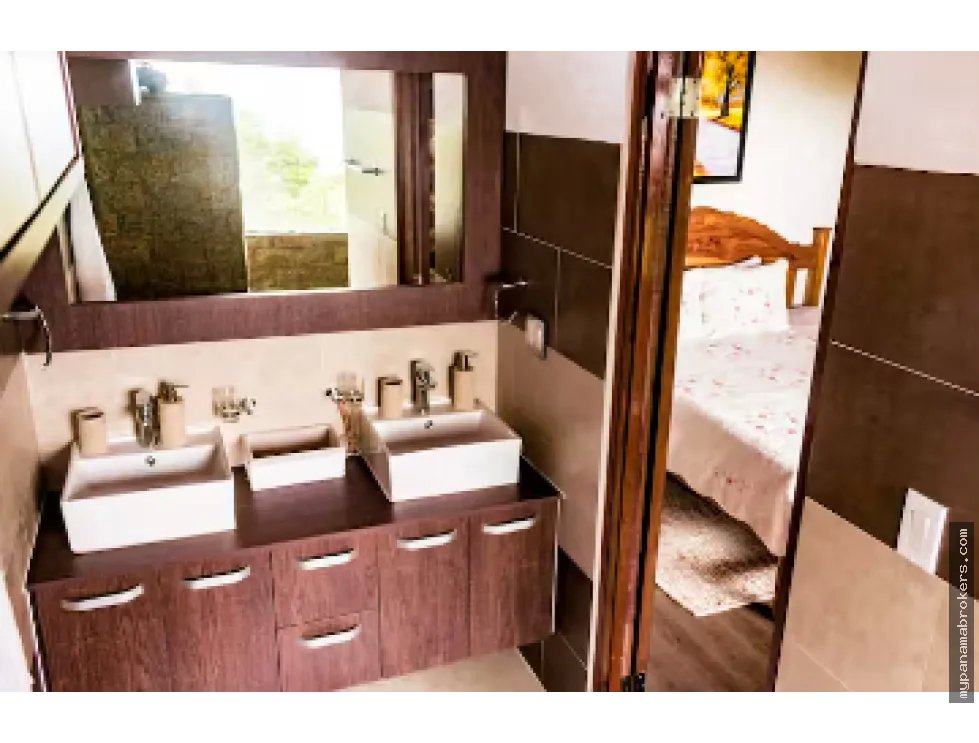 Alquiler de casa amoblada en altos de cerro azul, panamá