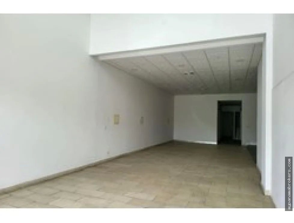 Alquiler de locales en plaza smartfit, versalles, avenida costanera