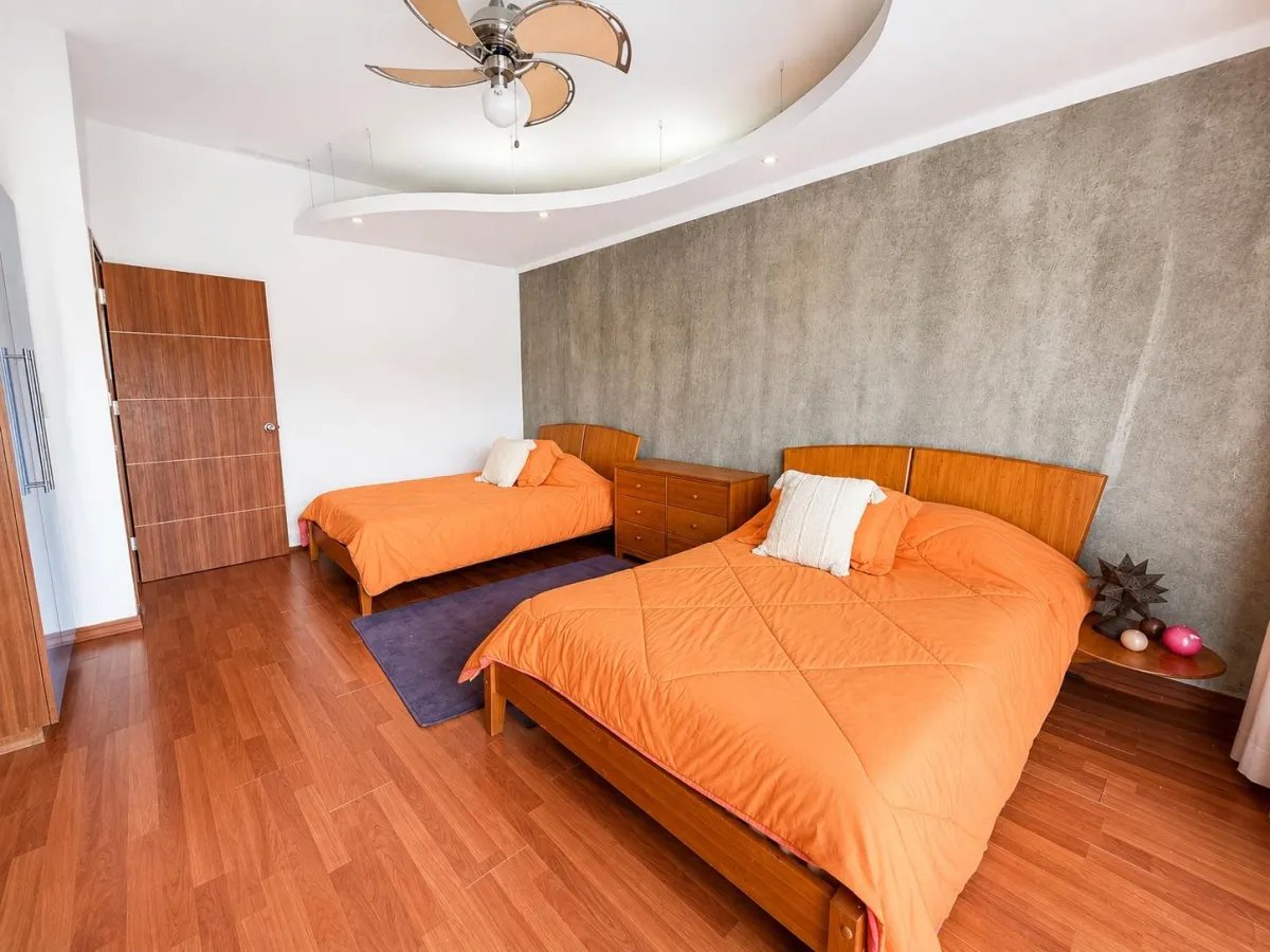 Casa de lujo en coronado panamá con amplio terreno y piscina
