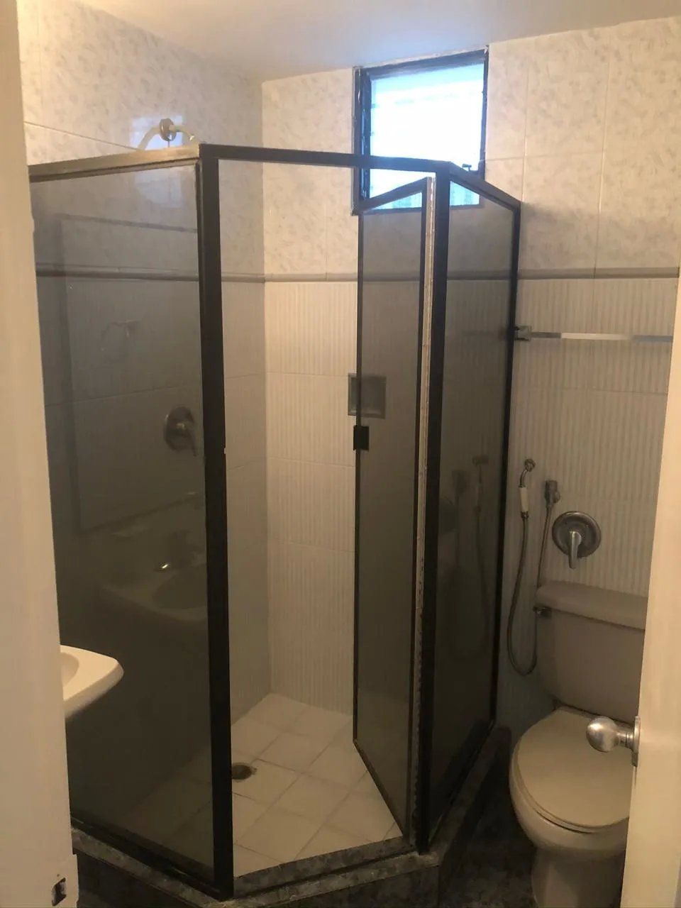 Venta de apartamento ph torre ebbelle, marbella