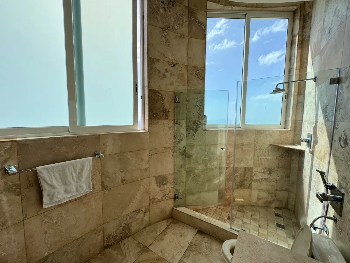 Venta de apartamento de lujo en PH Bahía Pacífica, Panamá