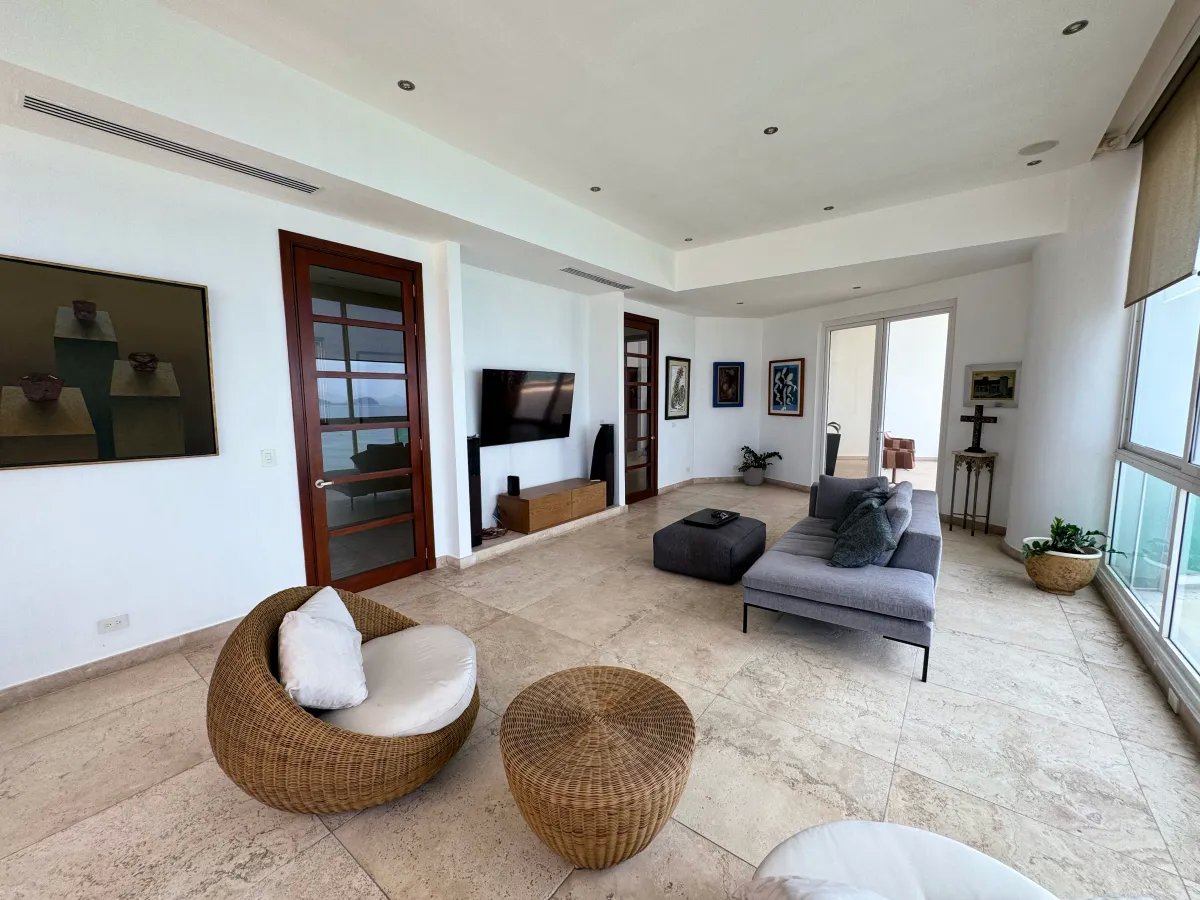 Venta de apartamento de lujo en PH Bahía Pacífica, Panamá