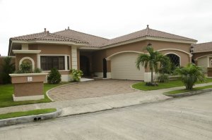 143013 - Barrio colon - houses