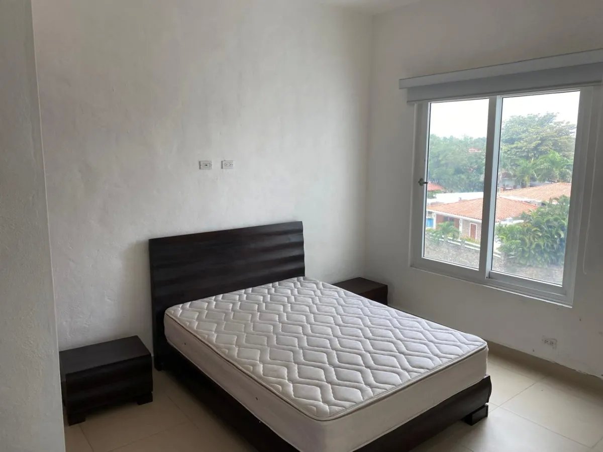 SE VENDE LOTE DE TERRENO EN PEDREGAL