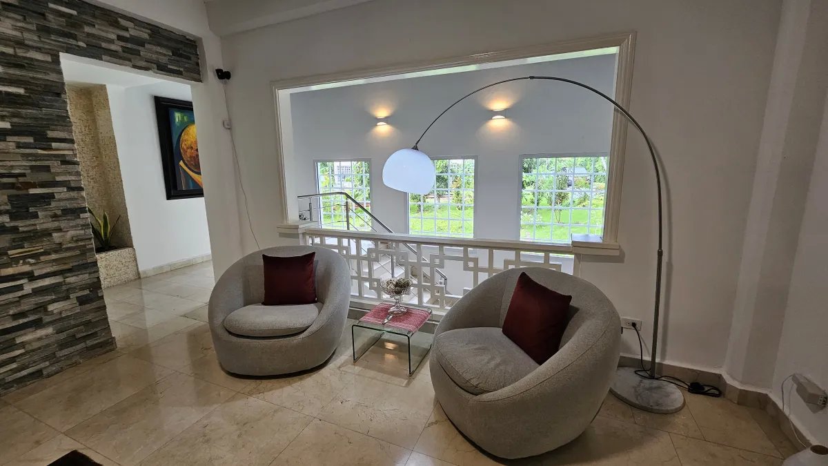 ALQUILER DE APARTAMENTO EN BELLA VISTA