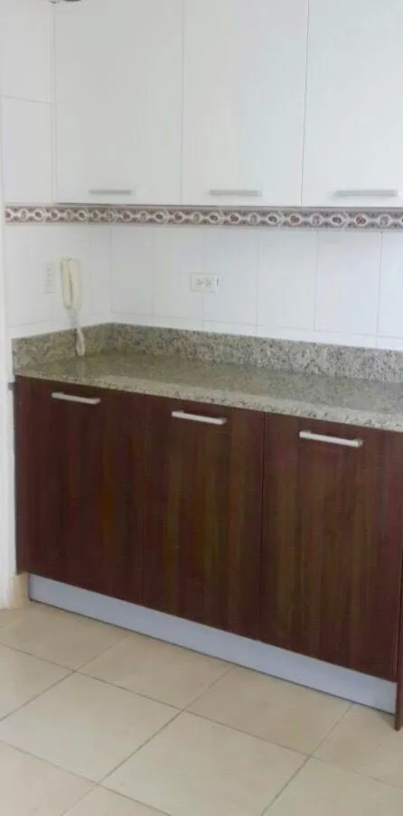 Vendo penthouse en el Cangrejo 200mts, 3 rec + cbe, lujoso y amplio