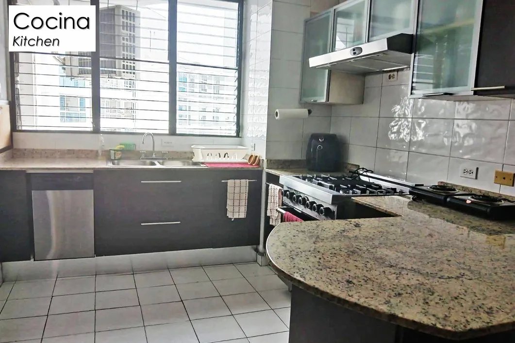 VENTA DE APARTAMENTO EN PH COSTA MAR EN AVENIDA BALBOA