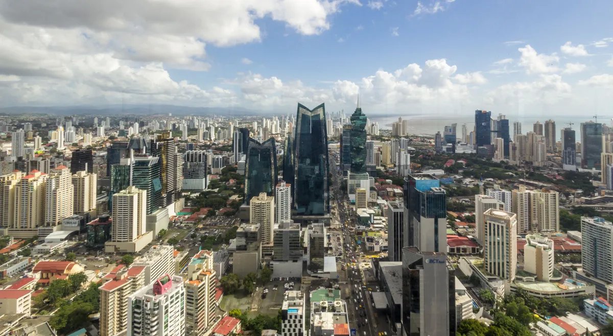 Oficina Amoblada de 149m² en Tower Financial Center, Calle 50  ¡Todo ...