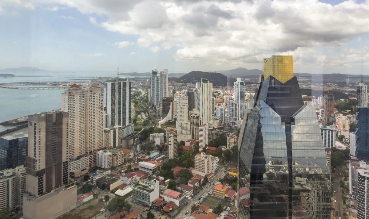 Oficina Amoblada de 149m² en Tower Financial Center, Calle 50  ¡Todo Incluido!