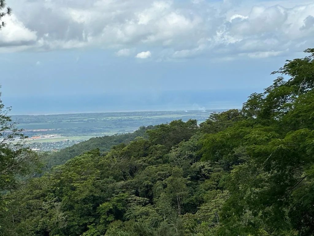 71 hectáreas de terreno de montaña con río | Cerro Azul | $1/m²