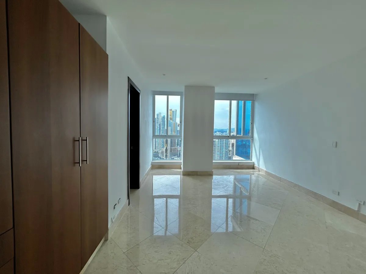 Majestuoso Apartamento de 500m² en PH The Point, Paitilla  Con Línea Blanca