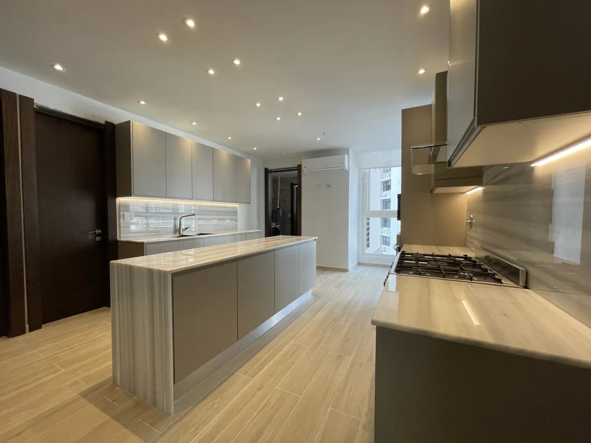 Espectacular Apartamento de 329m² en PH The Towers, Paitilla  Con Línea Blanca