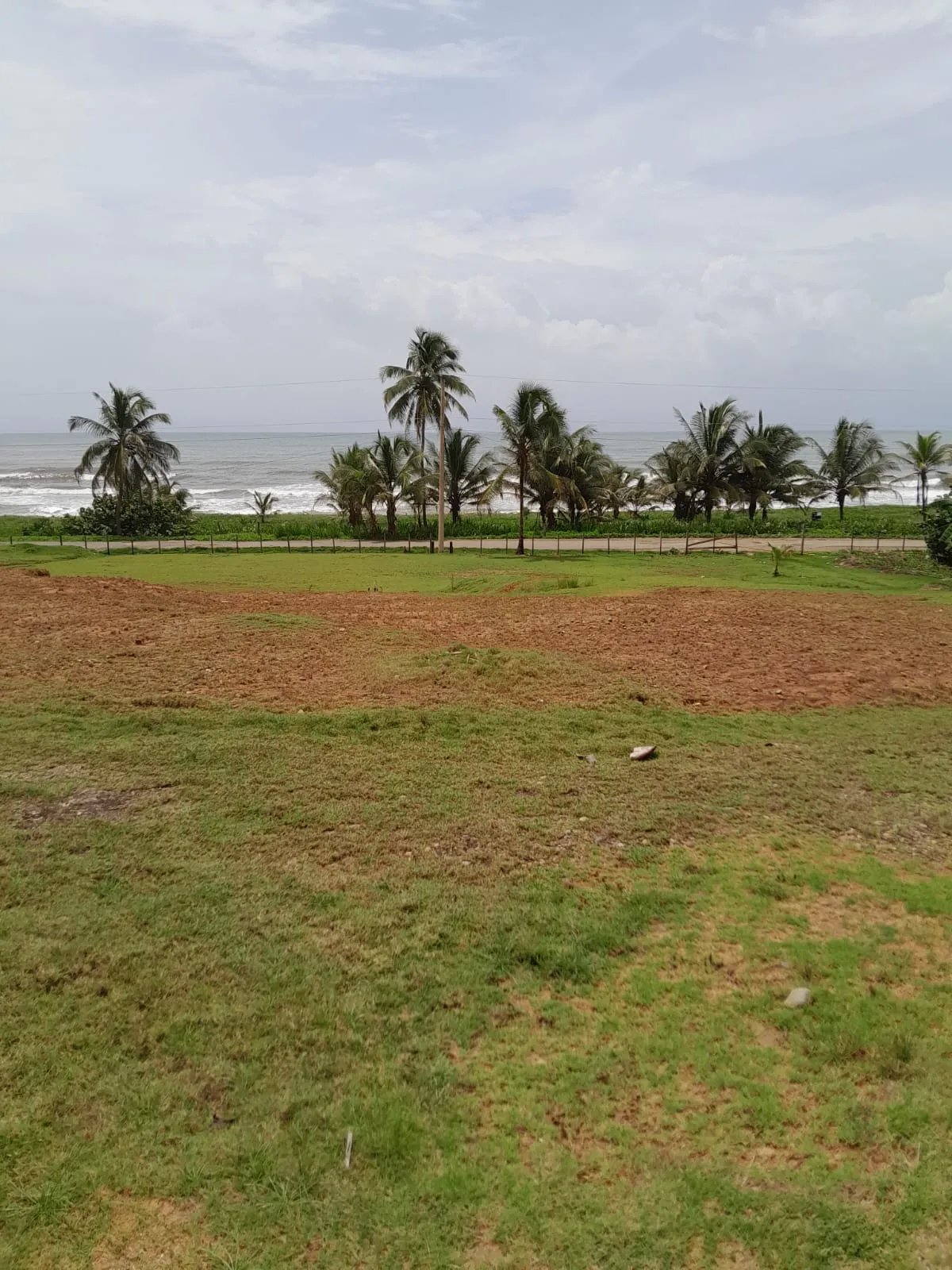 Paraiso Caribeño en Cuango  Terreno Titulado Frente a la Playa.
