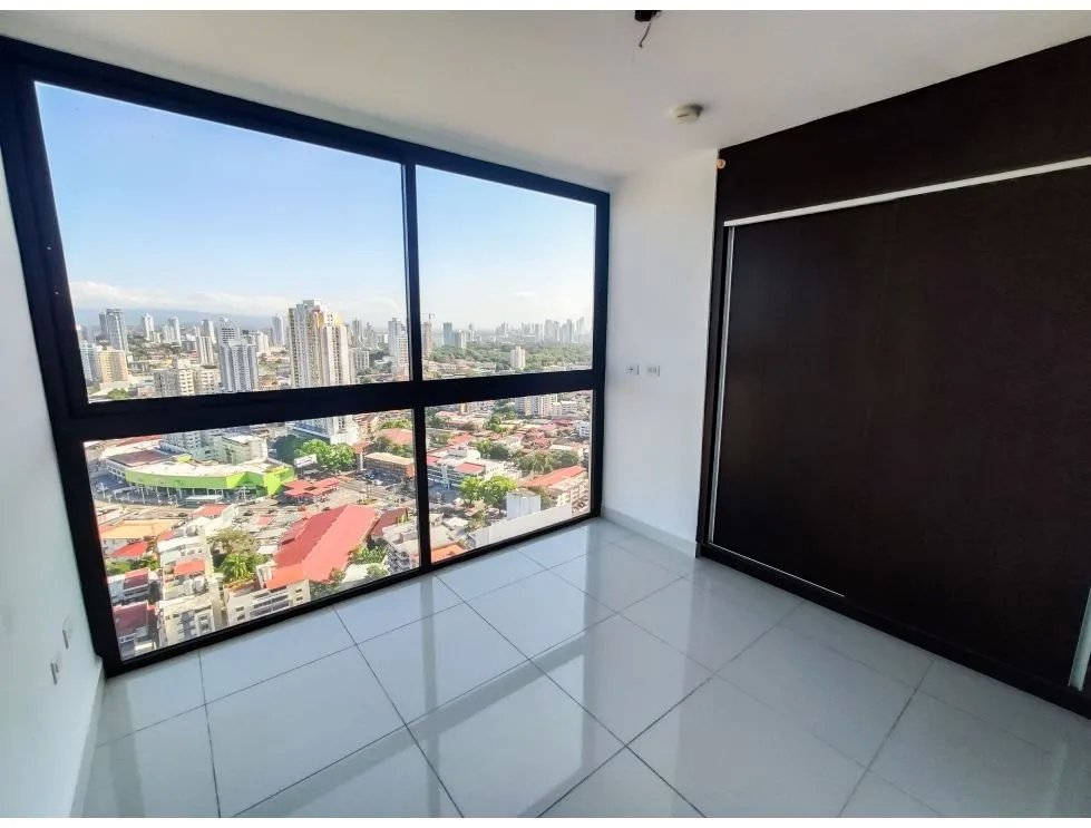Venta de apartamento en PH Carreras, El Carmen