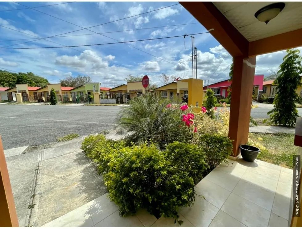Venta de Casa en Urbanización Los Bosques, Las Tablas.