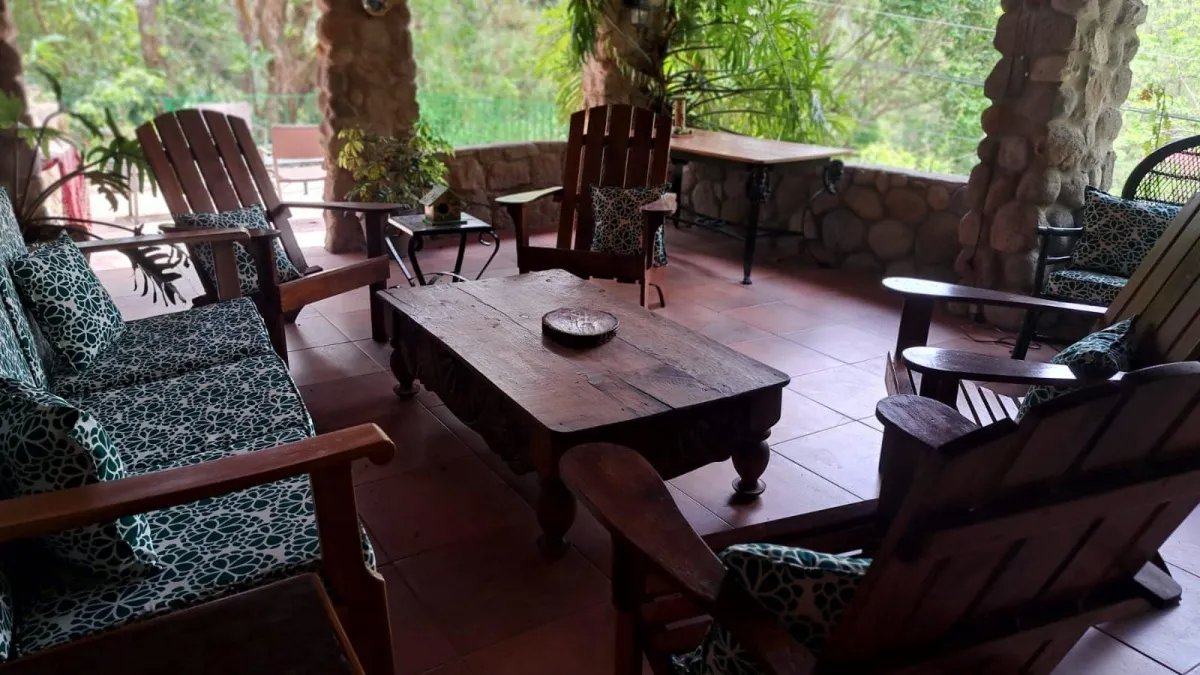 se vende y/o se alquila casa en el  valle