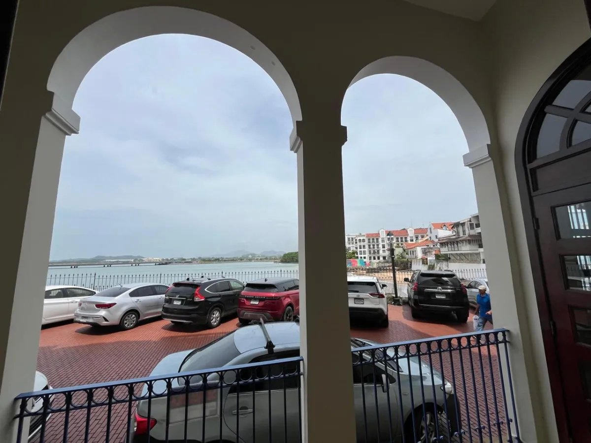 Apartamento Amoblado con Vista al Mar en Casa Zarak