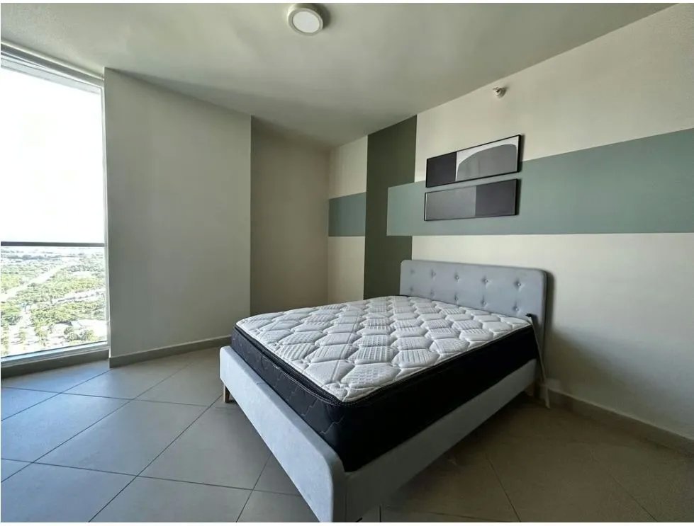 Alquiler de apartamento amoblado en PH Country Club, Costa del Este