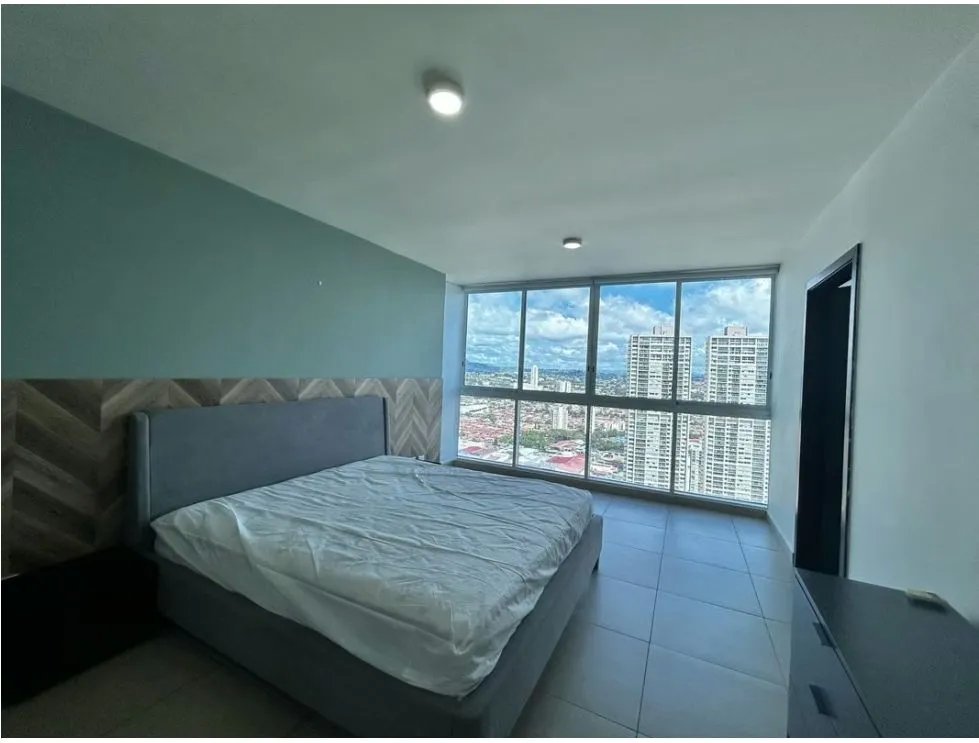 Alquiler de apartamento amoblado en PH Country Club, Costa del Este