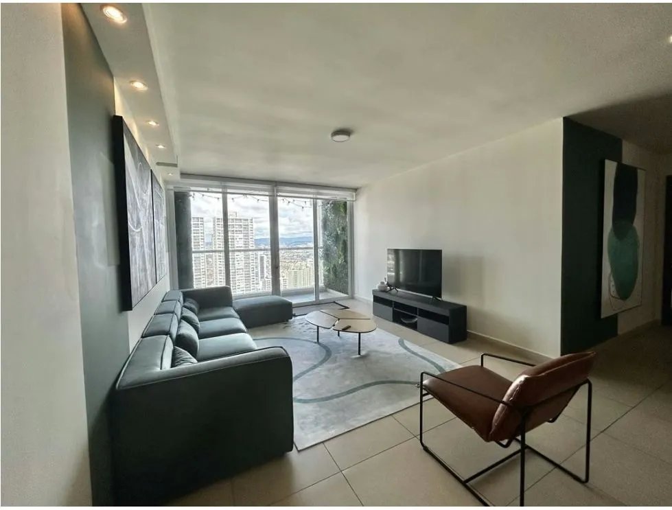 Alquiler de apartamento amoblado en PH Country Club, Costa del Este