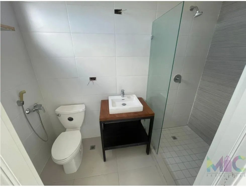 Se Vende Apartamento en Punta Caelo , san carlos