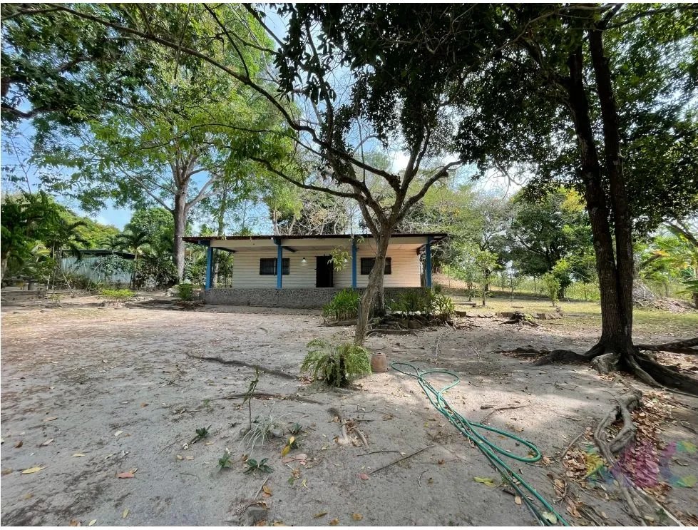 Se Vende Casa en Playa Corona san carlos