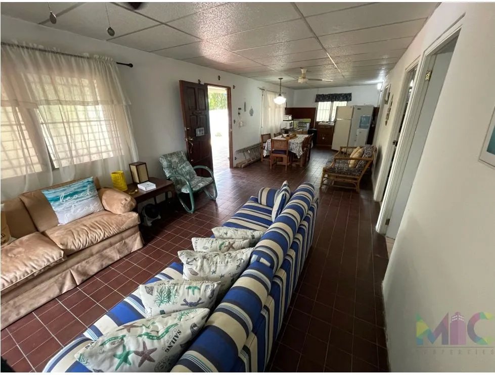 Se Vende Casa en Playa Corona san carlos