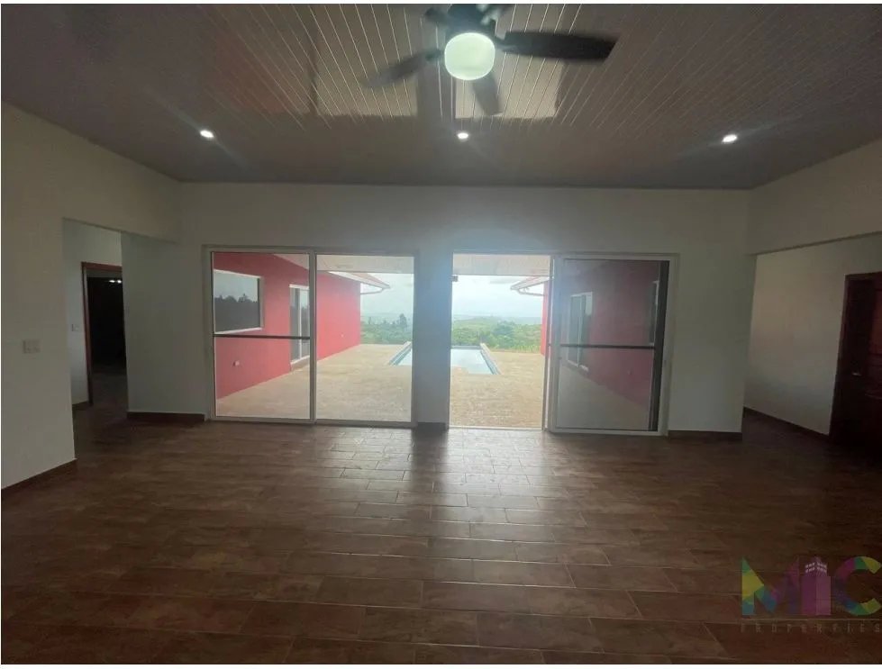 Se Vende Casa en Lajas Coronado