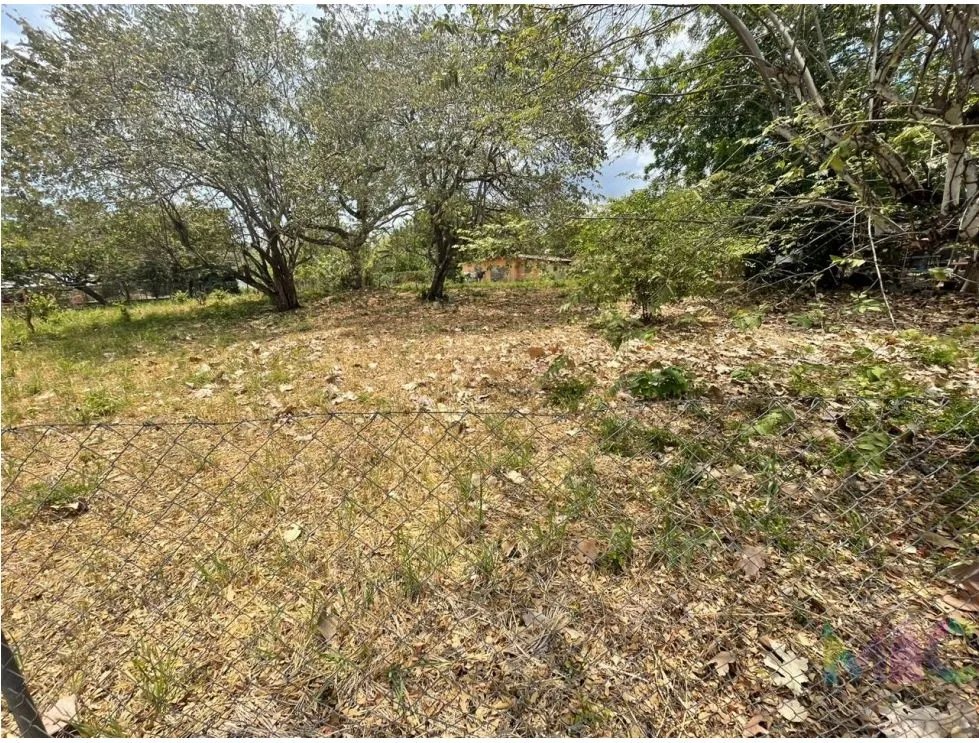 Se vende terreno - San Carlos