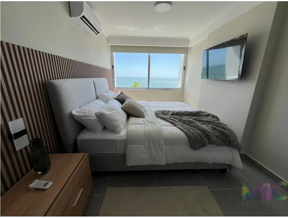 Se vende apartamento con vista al mar  -  San Carlos - PH The Palm