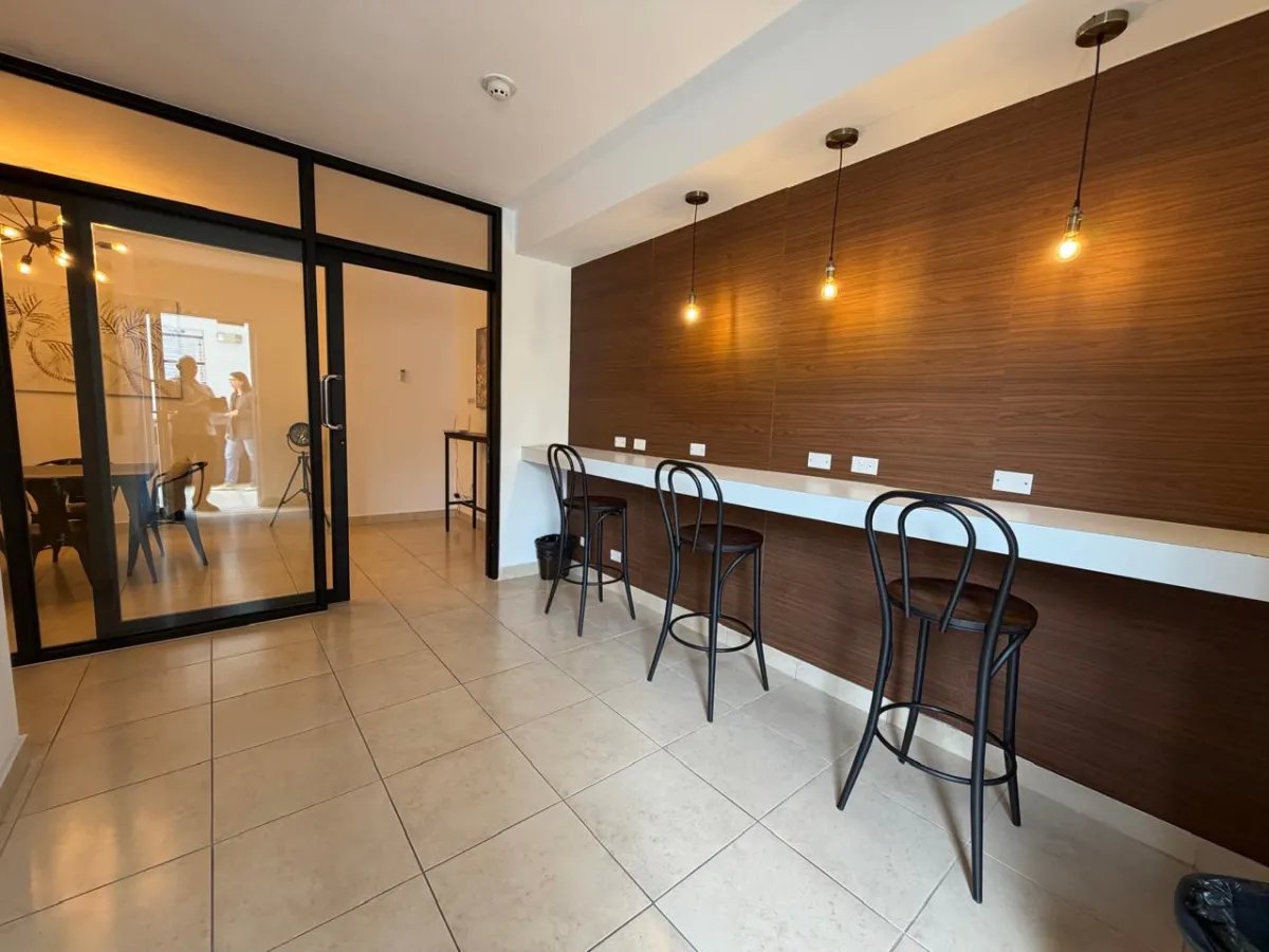 Venta Apartamento amoblado en PH San Roque, Via España