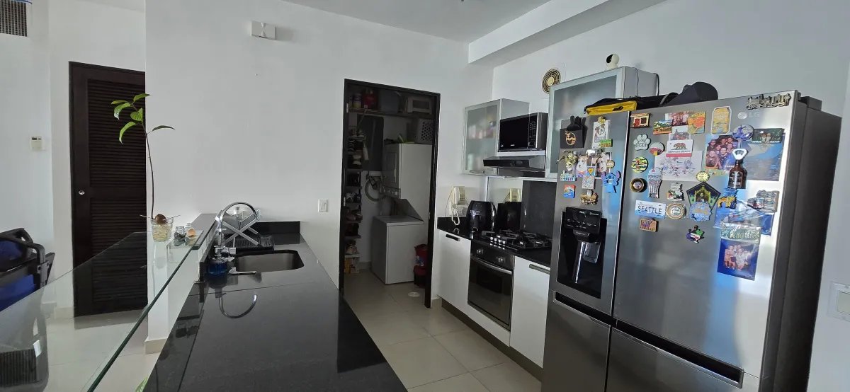 Apartamento en venta  Av Balboa - PH Destiny