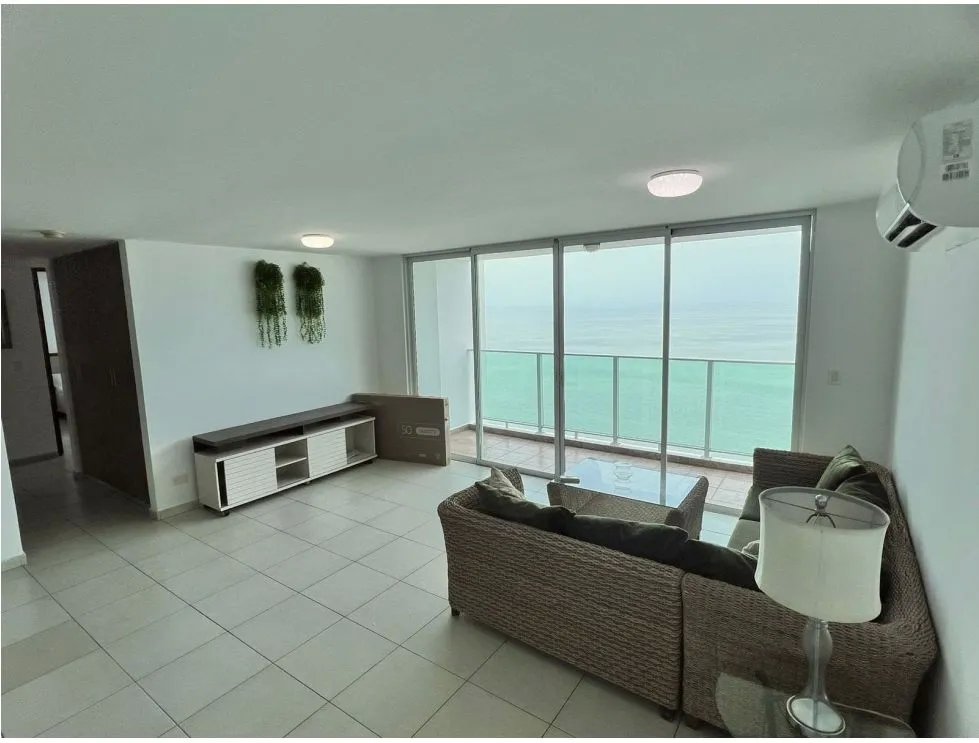 Alquiler de apartamento amoblado en PH Terramar, Vía Israel