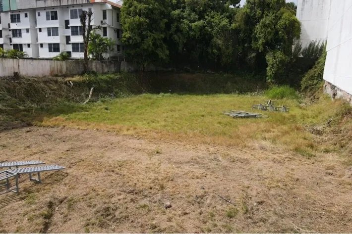Lot for sale in Obarrio, Bella Vista