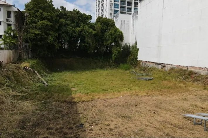 Lot for sale in Obarrio, Bella Vista