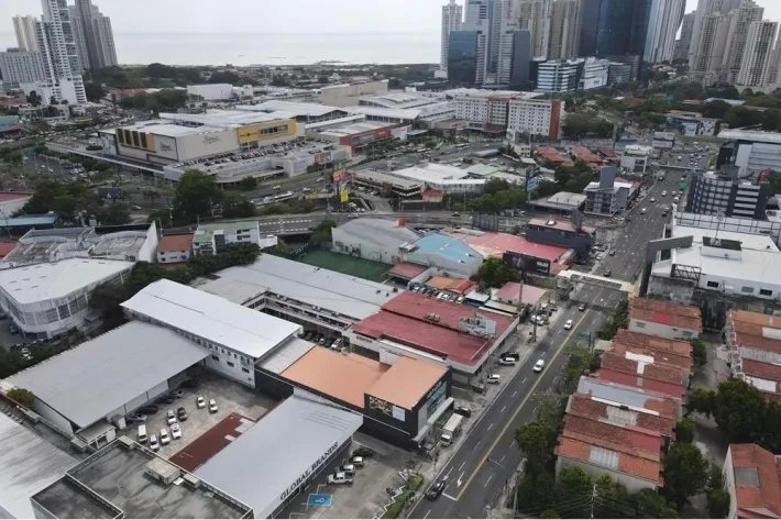 Lot for sale in Obarrio, Bella Vista