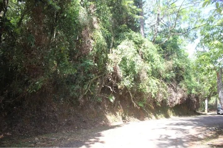 Land for sale in El Alcázar, Altos de Cerro Azul