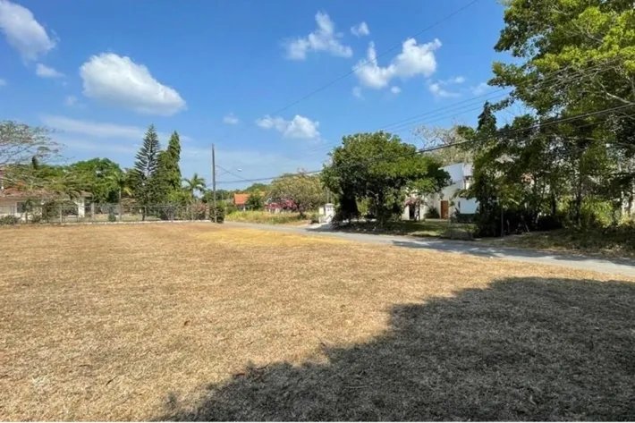 Lands for sale at Club de Golf, Coronado, Chame