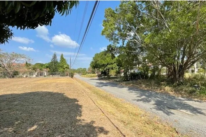 Lands for sale at Club de Golf, Coronado, Chame