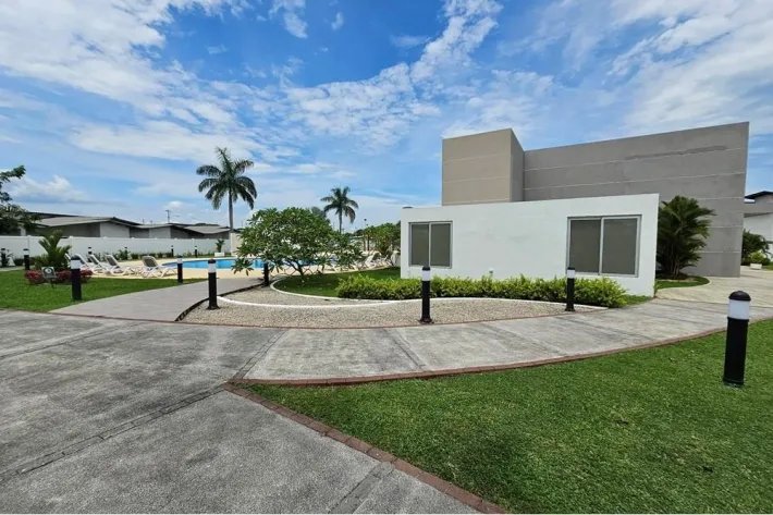 House for sale in Villa Sur, Costa Sur