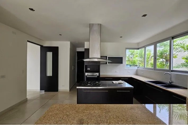 House for sale in Villa Sur, Costa Sur