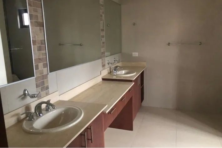 House for sale in El Doral, Costa Sur