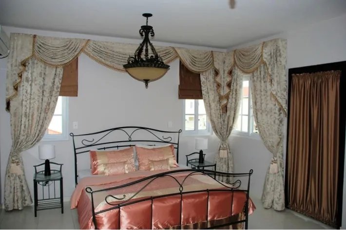 House for sale in Villa Valencia, Costa Sur