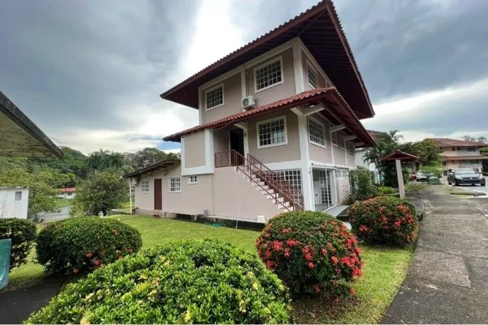 House for sale in Albrook, Panama