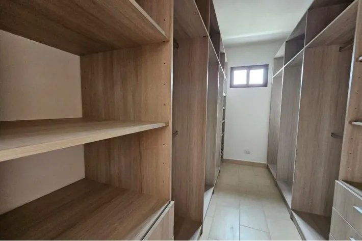 House for sale in El Doral, Costa Sur
