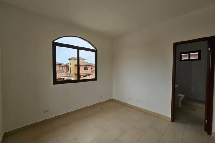 House for sale in El Doral, Costa Sur