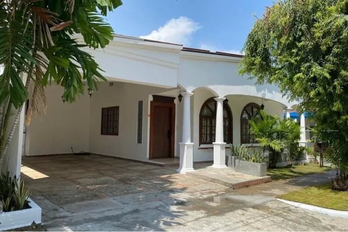 Commercial house for sale in Obarrio