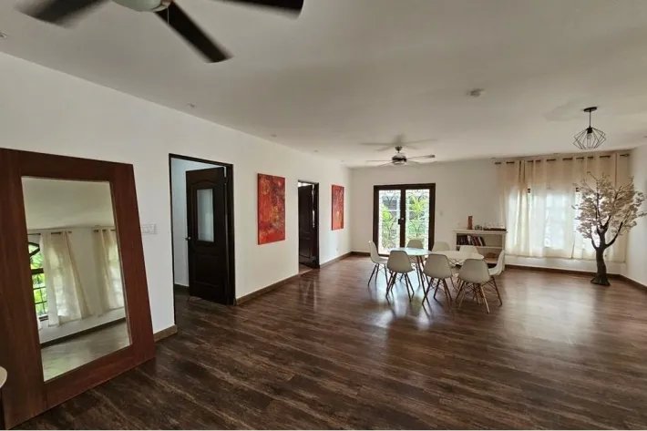 Commercial house for sale in Obarrio
