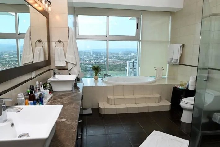 Penthouse for sale in PH Titanium, Costa del Este