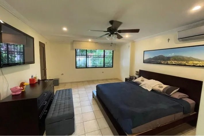 House for sale in Villa Lilla, San Francisco